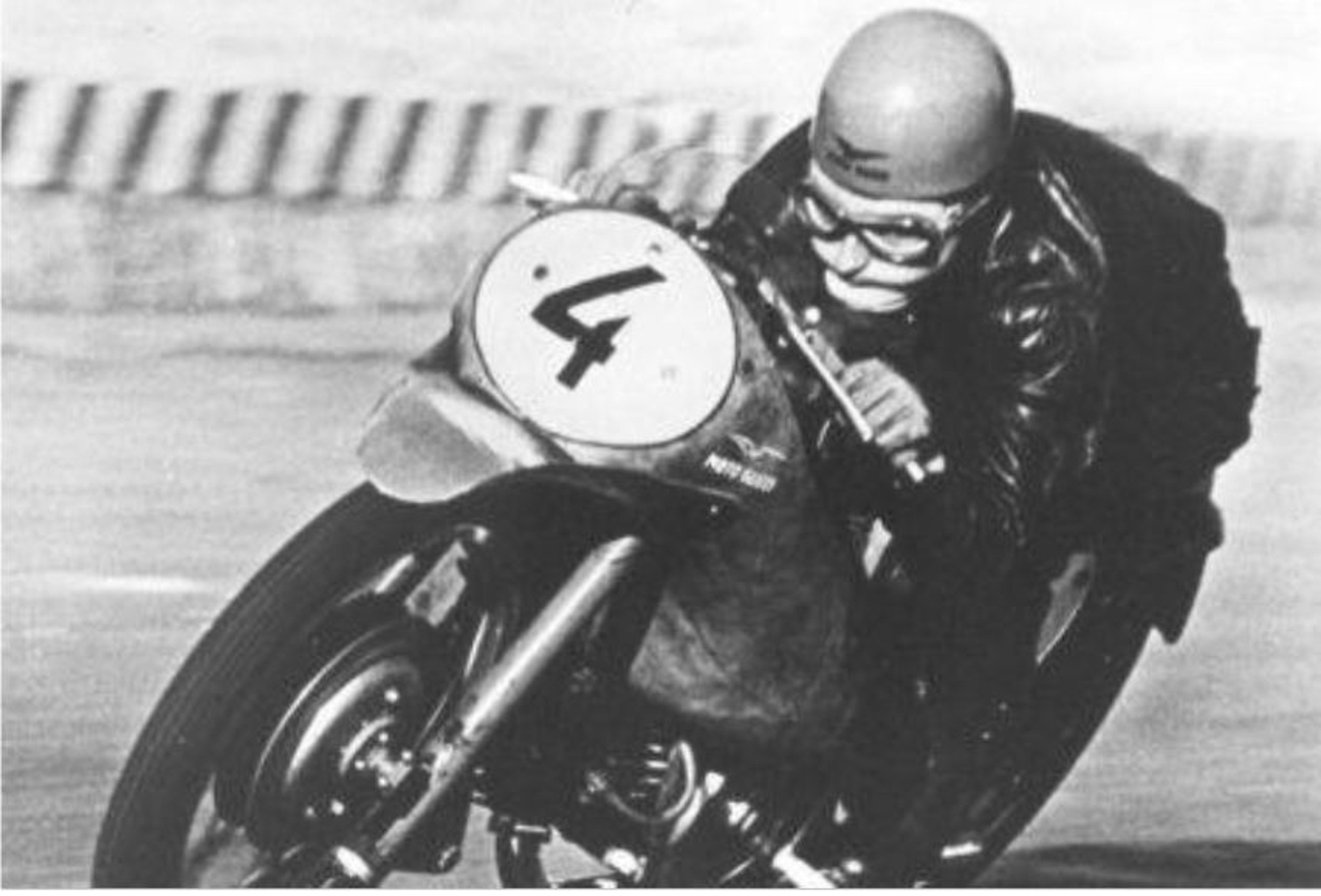 Bruno Ruffo e il primo titolo mondiale Moto Guzzi nella velocit&agrave;