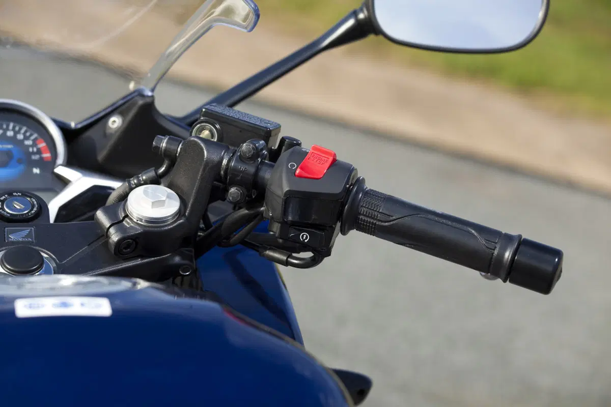 Honda CBR125R – CBR250R   (53)
