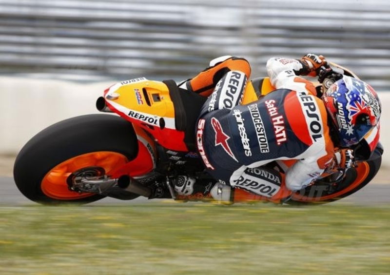 Stoner torna in pista con la Honda 2012