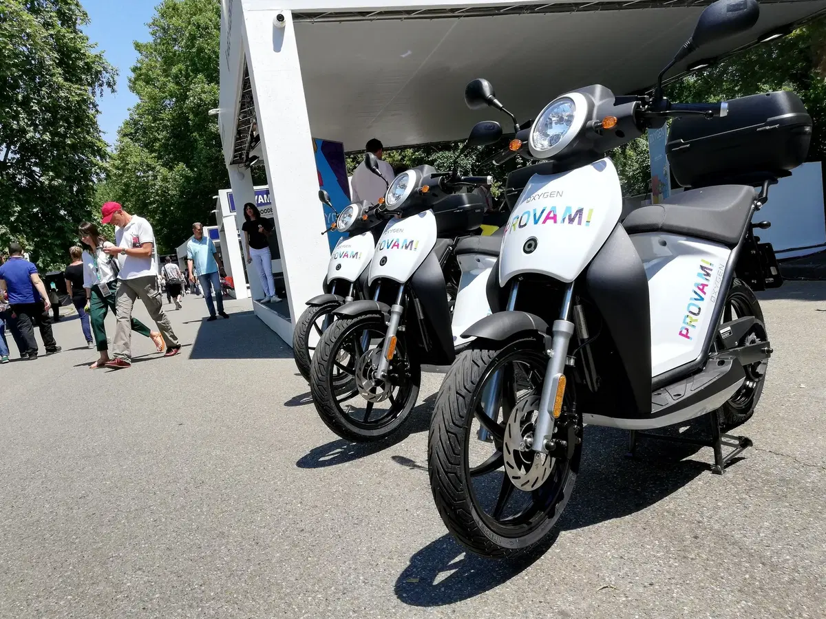Quadro Oxygen: il TEST dello scooter elettrico per la città (11)