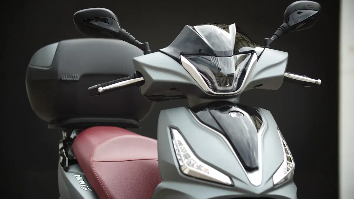 L'affare del momento: Kymco People S 300i ABS (3)