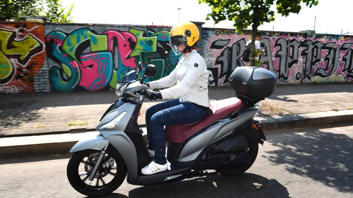 L'affare del momento: Kymco People S 300i ABS (13)