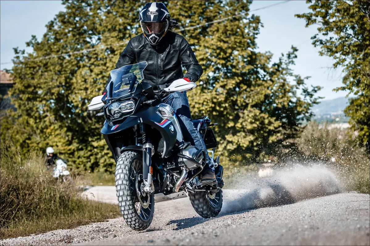 BMW GS Rad LC - KIT Unit Garage, TEST (5)