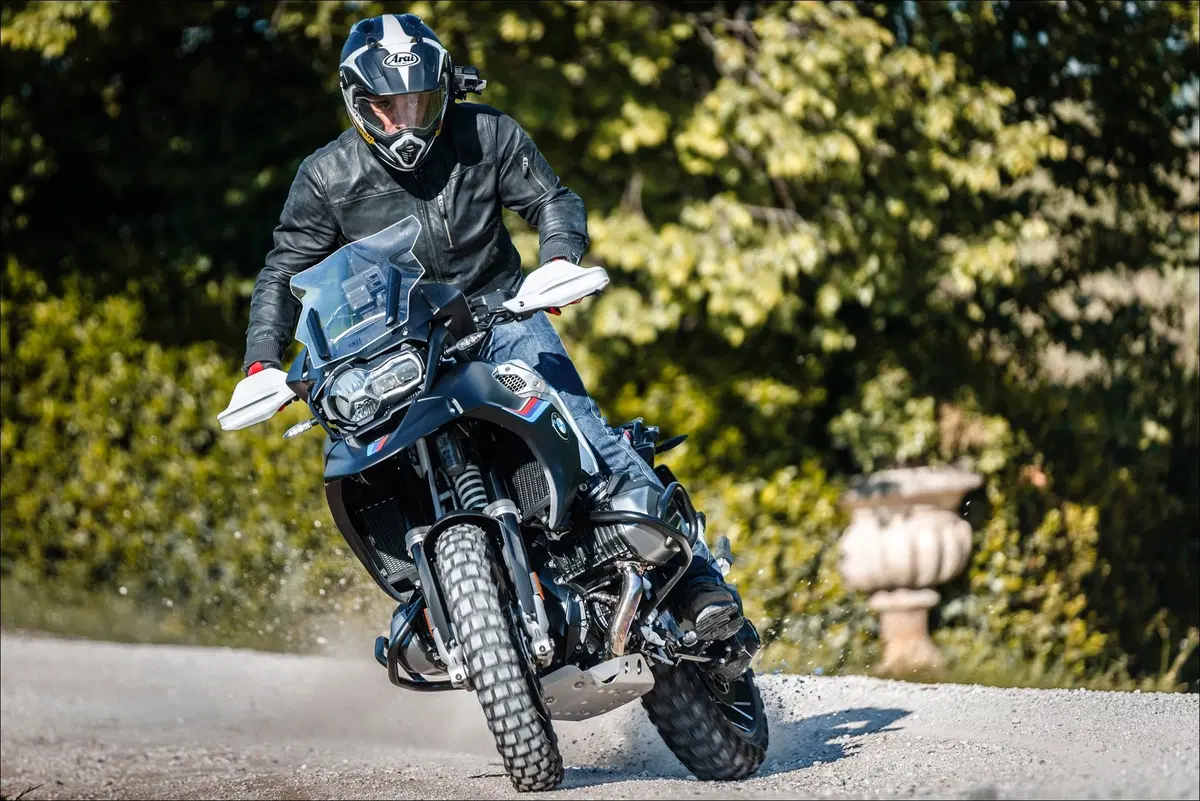 BMW GS Rad LC - KIT Unit Garage, TEST (4)
