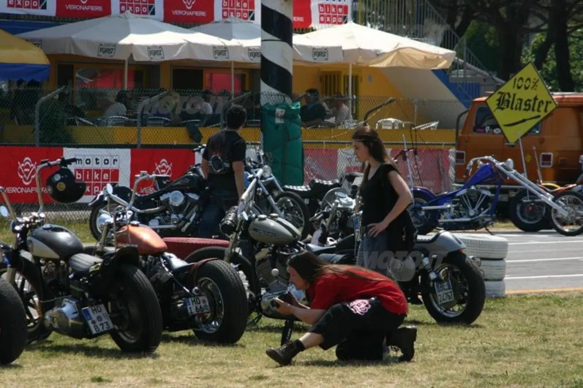 20.000 spettatori alla Jesolo Bike Week 2011 (16)