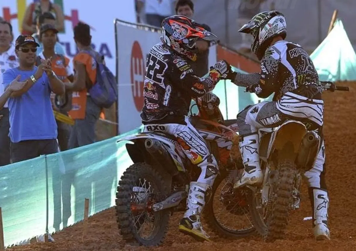 Cairoli: "Non penso al campionato in questo momento"
