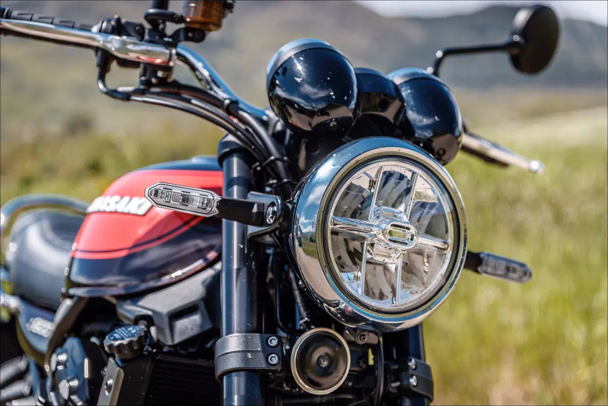 Le replicanti: Kawasaki Z900RS vs Suzuki Katana 1000 vs Triumph Speed Twin (10)