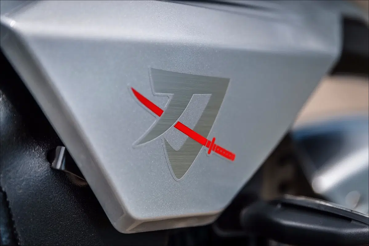 Le replicanti: Kawasaki Z900RS vs Suzuki Katana 1000 vs Triumph Speed Twin (6)