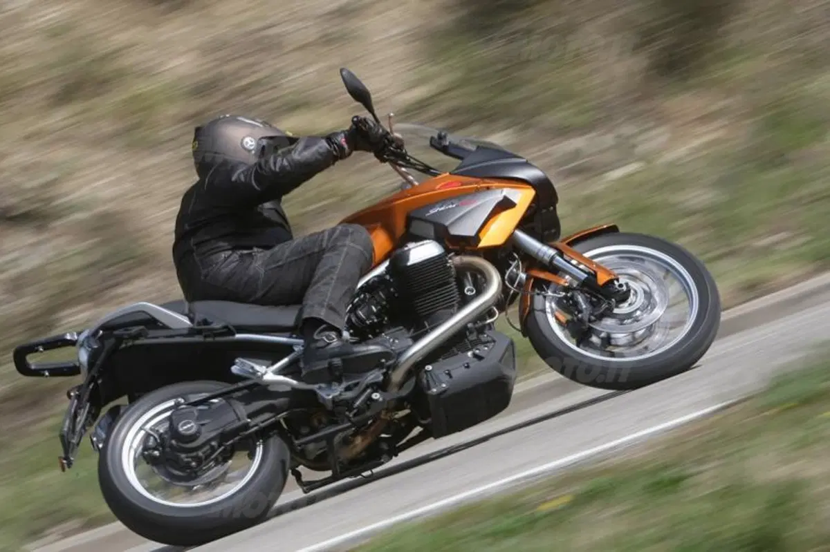 Moto Guzzi Stelvio 1200 8V e NTX   (7)
