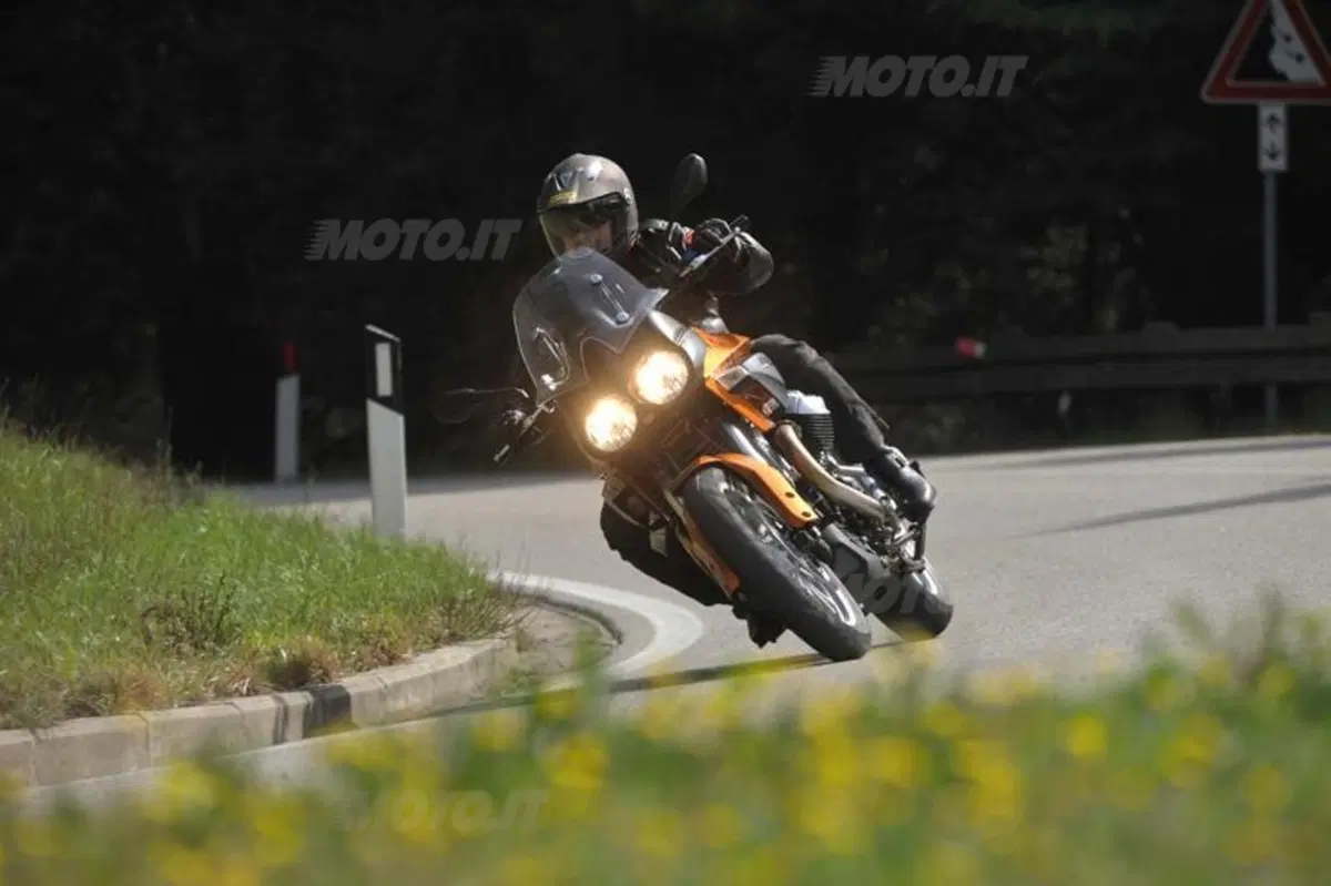 Moto Guzzi Stelvio 1200 8V e NTX   (13)