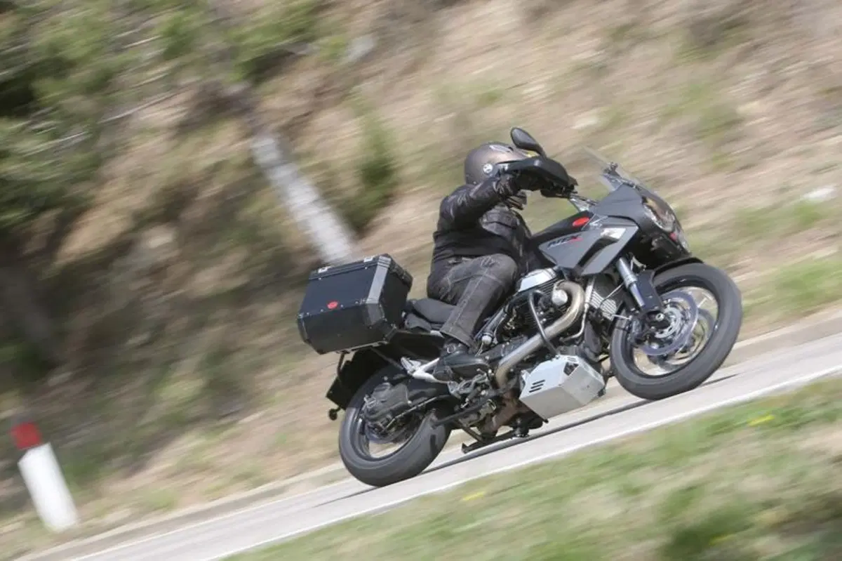 Moto Guzzi Stelvio 1200 8V e NTX   (14)
