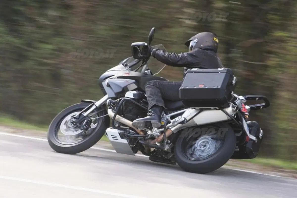 Moto Guzzi Stelvio 1200 8V e NTX   (21)