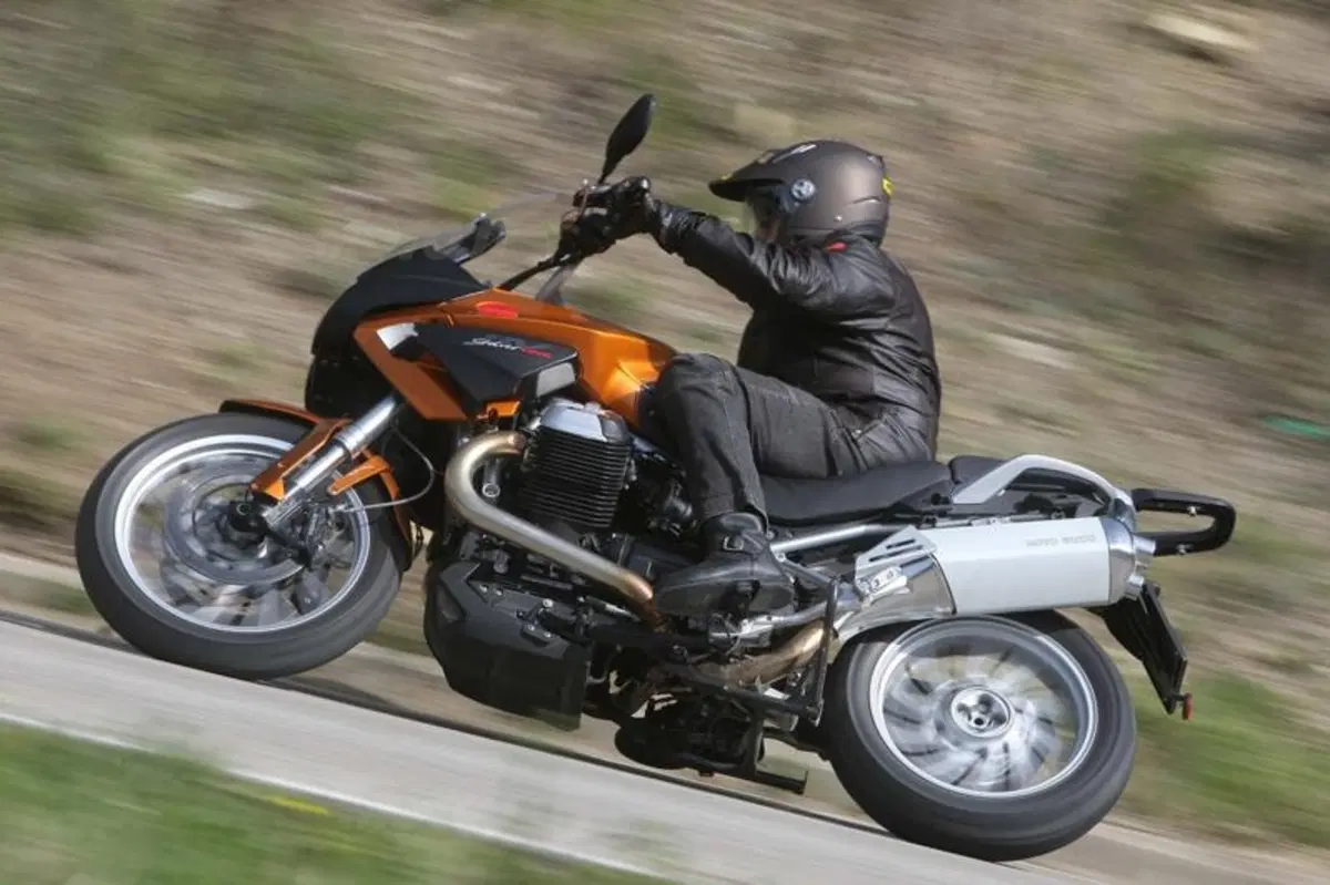 Moto Guzzi Stelvio 1200 8V e NTX   (25)
