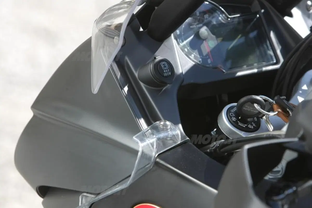 Moto Guzzi Stelvio 1200 8V e NTX   (45)
