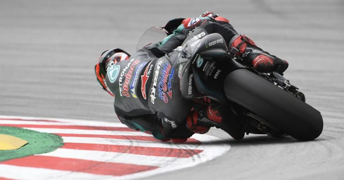 MotoGP 2019. Quartararo &egrave; il pi&ugrave; veloce nelle FP1 di Assen. Lorenzo brutta caduta