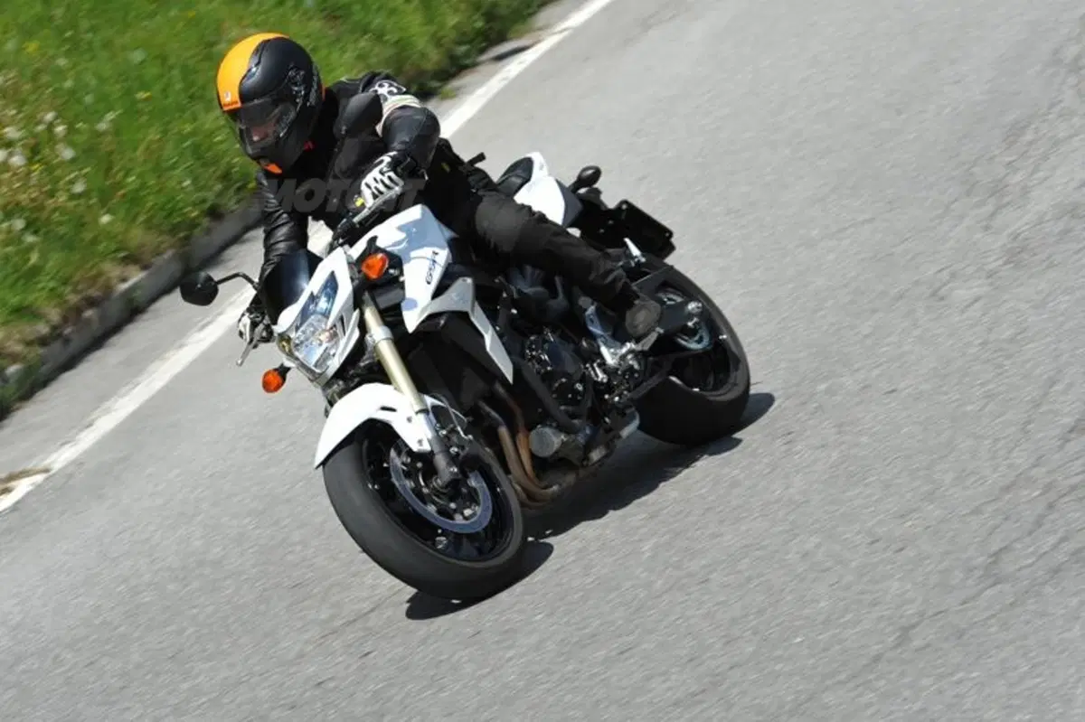 Test caschi. Shark Vision-R (4)