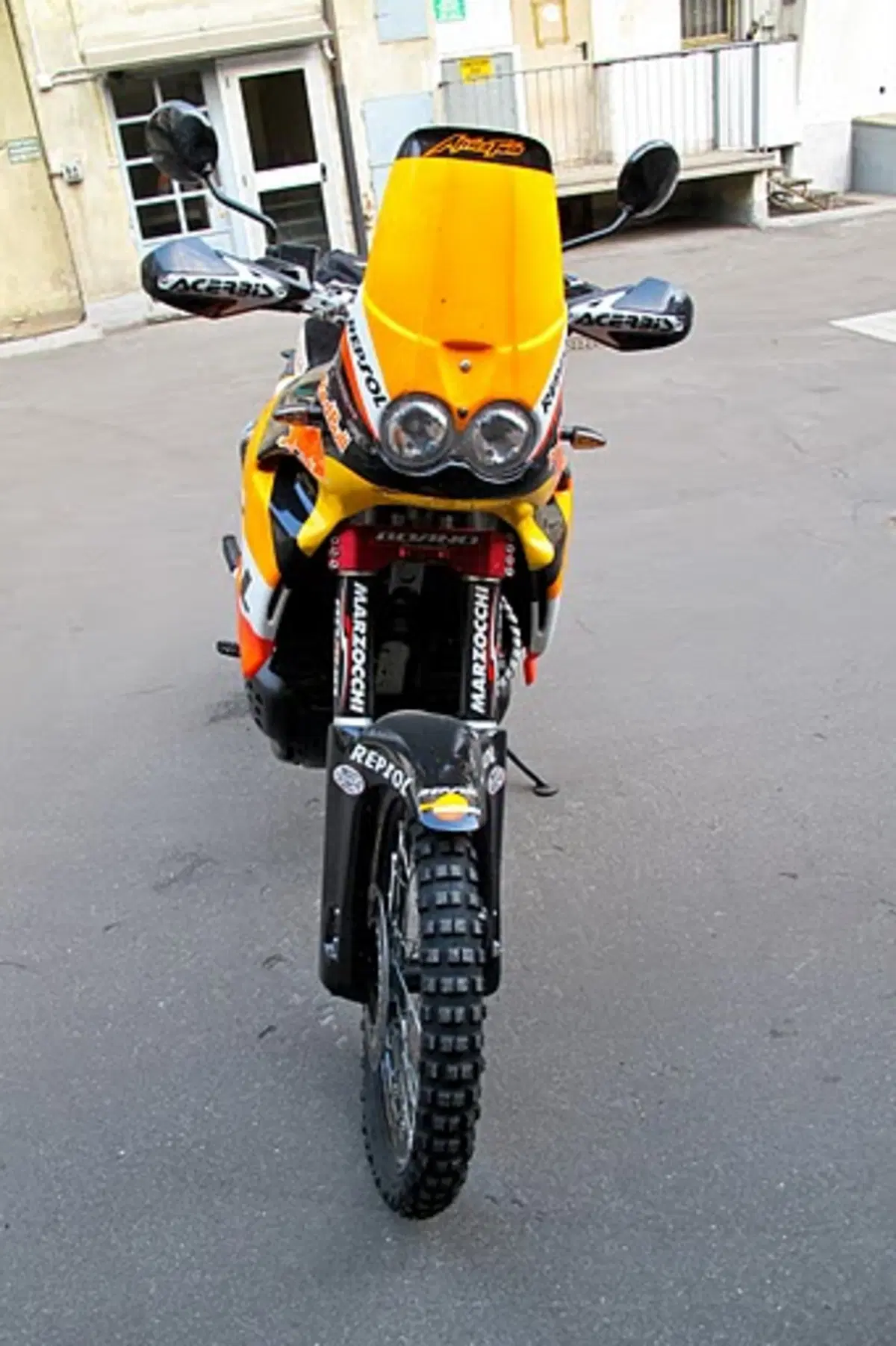 Special Honda Africa Twin XRV 750  (8)