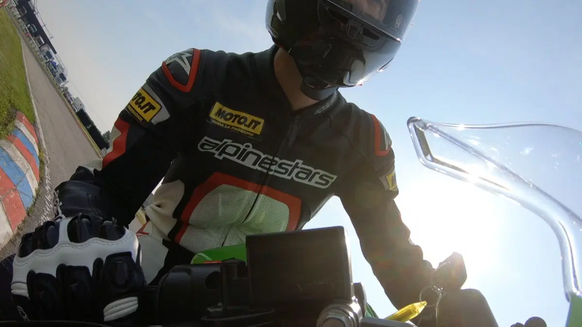 Realtà vs videogame: Kawasaki Ninja 125, la prova in compagnia di Blink46 (8)