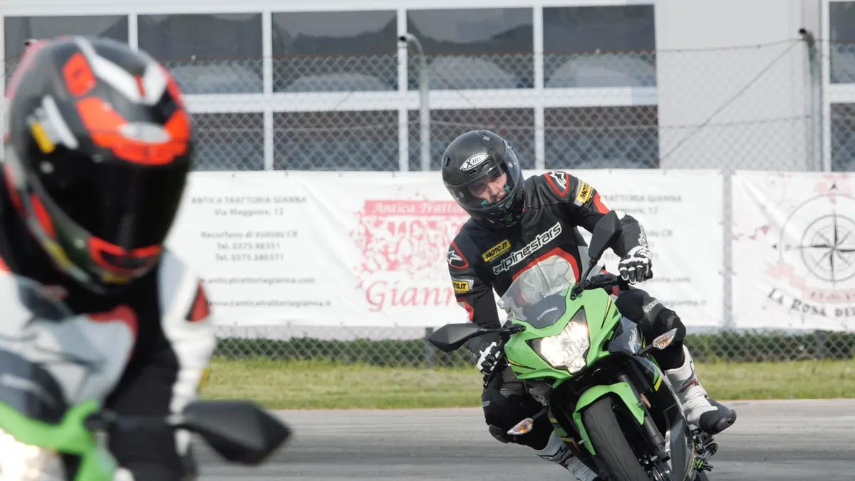 Realtà vs videogame: Kawasaki Ninja 125, la prova in compagnia di Blink46 (17)