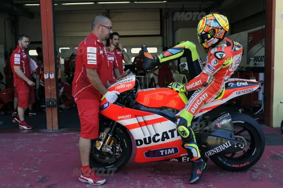 Rossi sulla Ducati GP12: "Andiamo nella direzione giusta" (5)