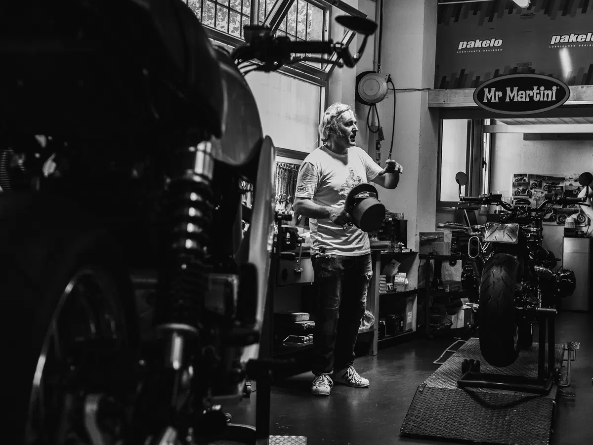 Mr Martini: l'officina, il ristorante, le moto, l'artista (3)