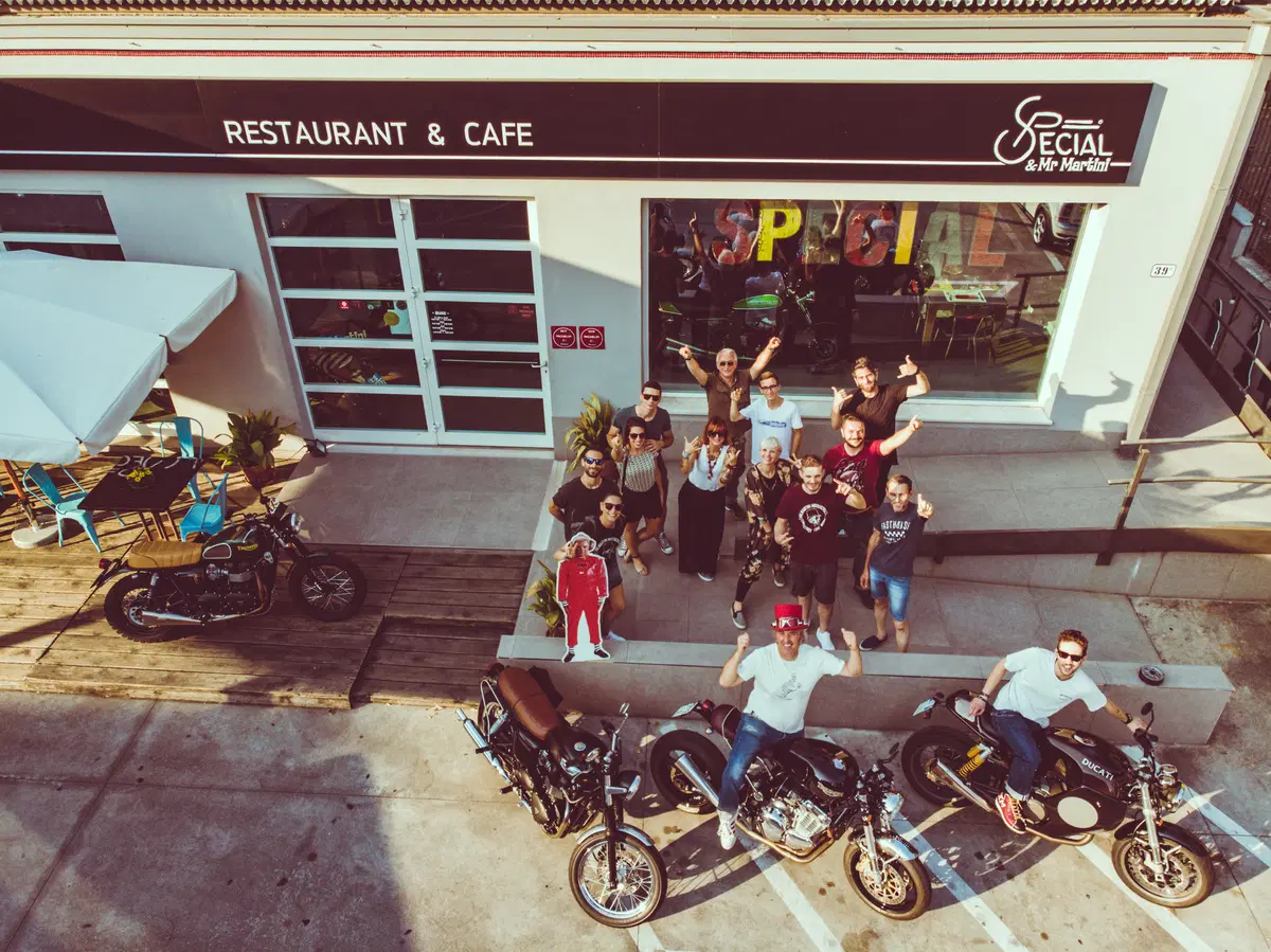 Mr Martini: l'officina, il ristorante, le moto, l'artista (7)
