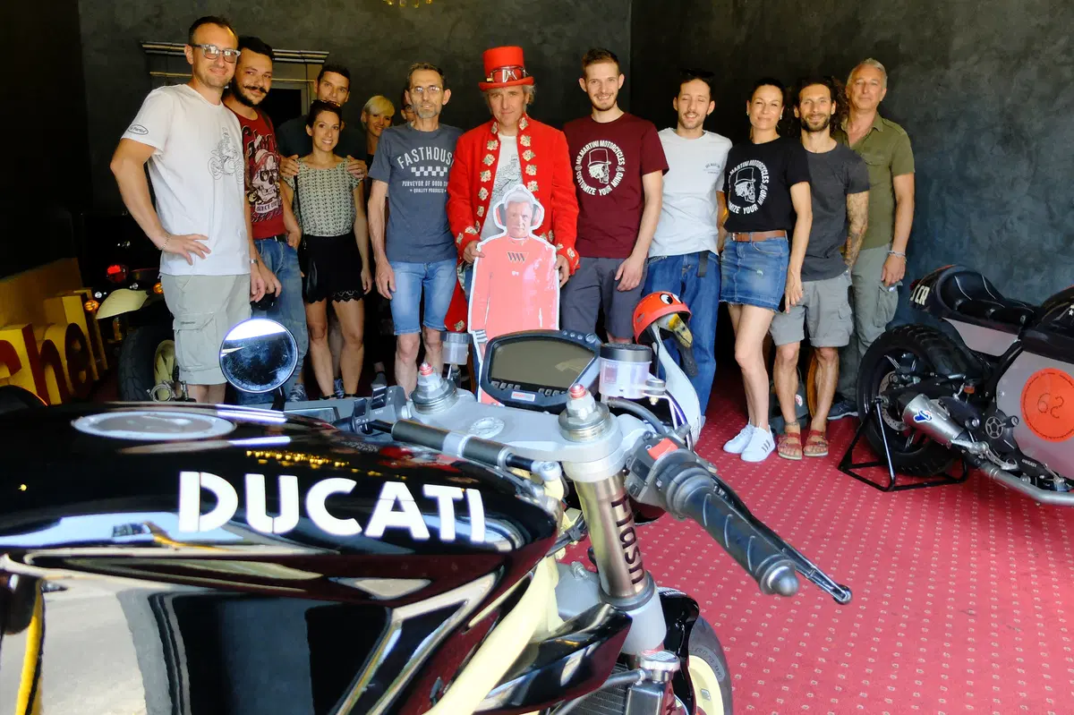 Mr Martini: l'officina, le moto, il ristorante, l'artista (10)