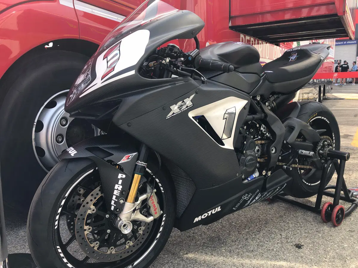 MV Agusta F3XX 800. La fuoriserie