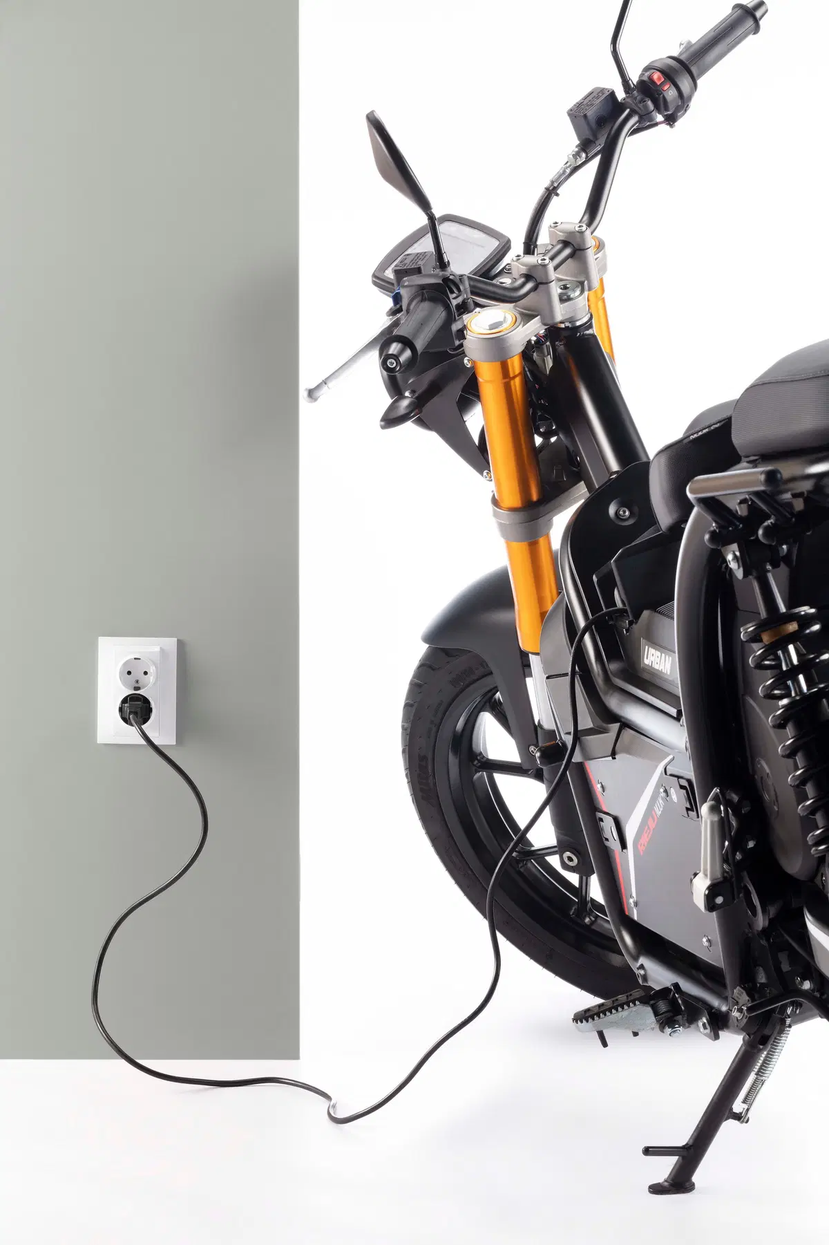 Test Rieju Nuuk 110 km/h. La moto elettrica per la città (4)