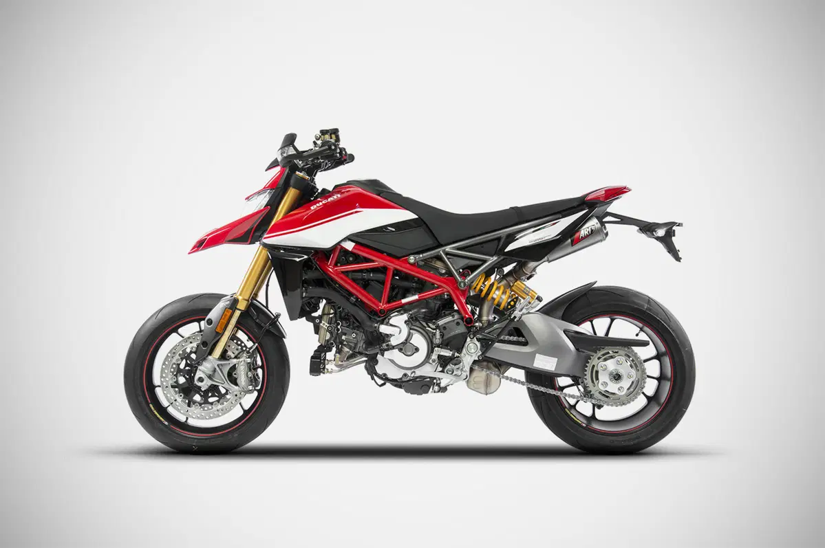 Scarichi Zard per la Ducati Hypermotard (2)