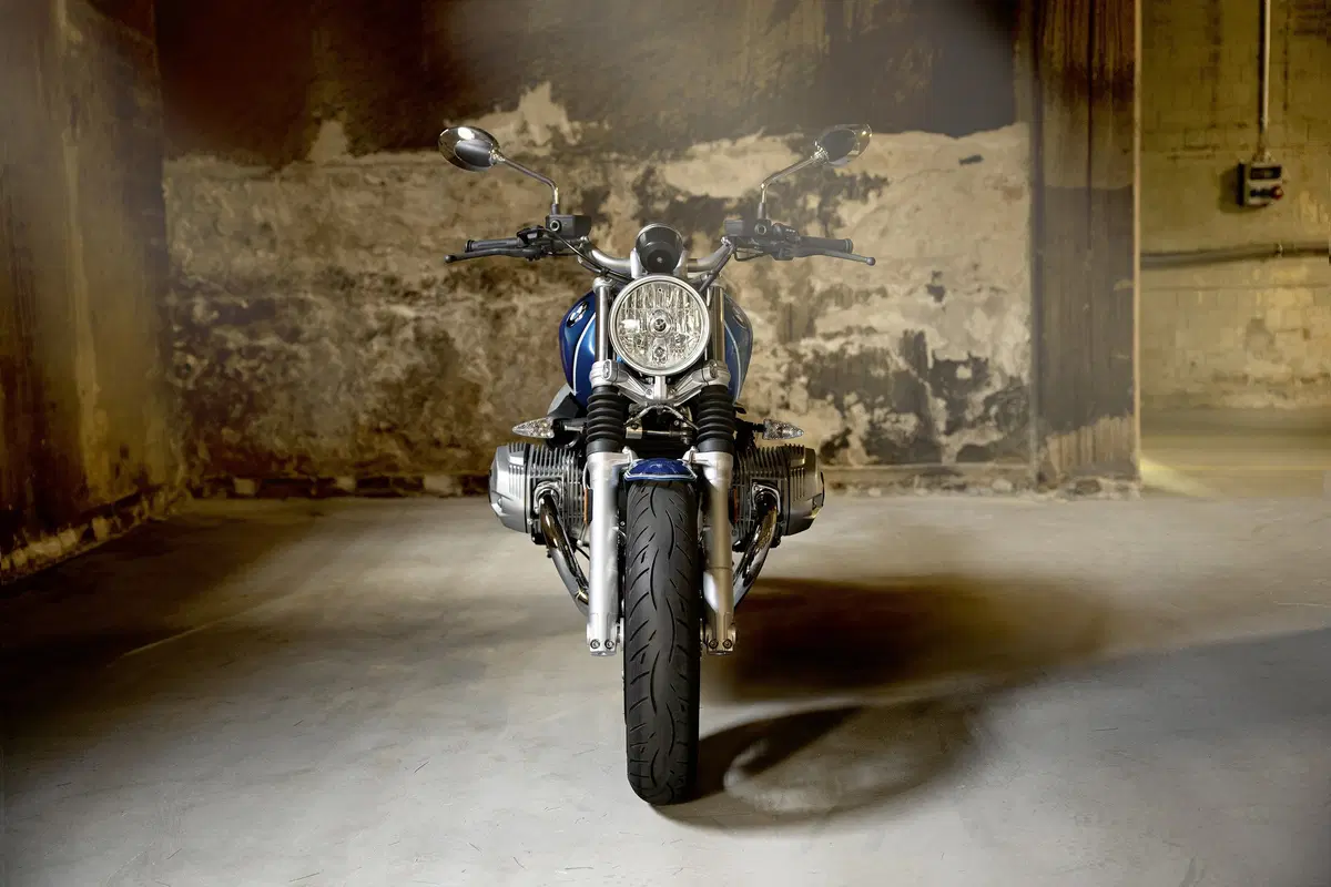 Nuova BMW R nineT/5, 50 anni di storia a Berlino (5)