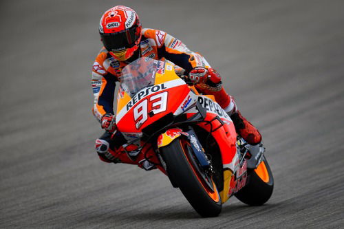 MotoGP 2019. Márquez è il più veloce nelle FP2 in Germania (2)