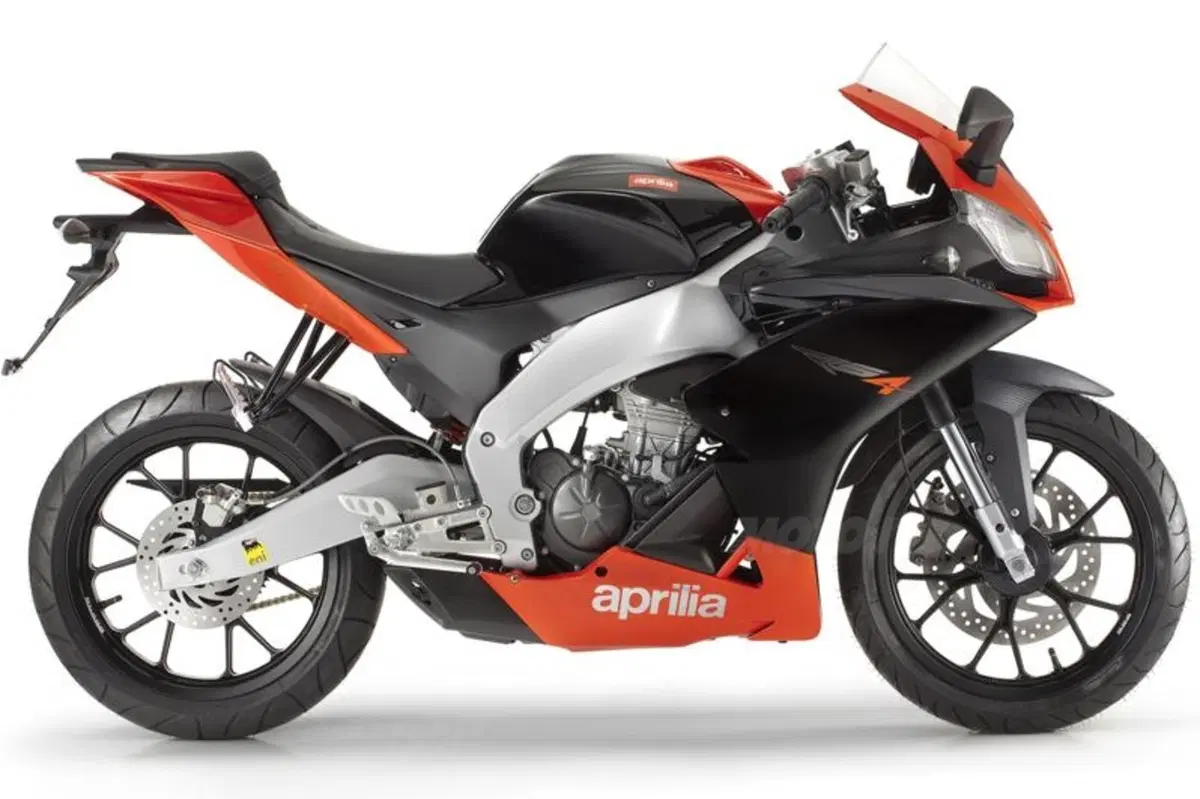 Aprilia RS4  (13)