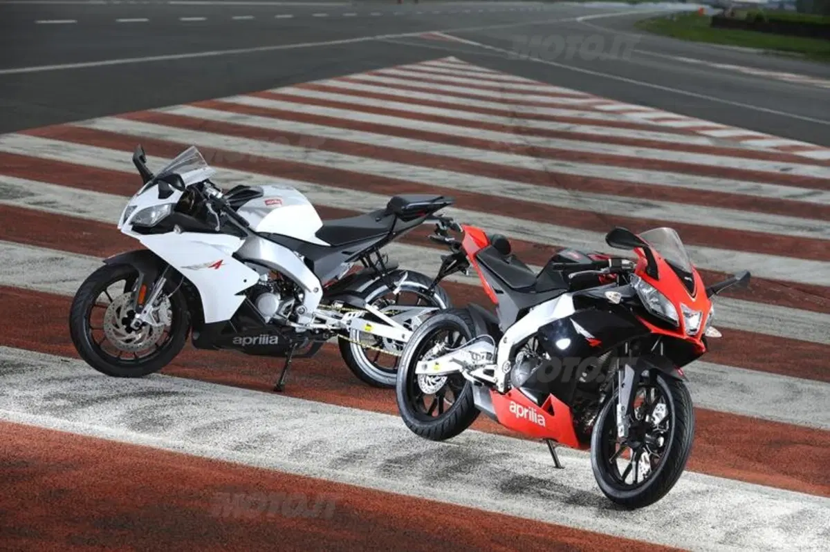 Aprilia RS4  (30)