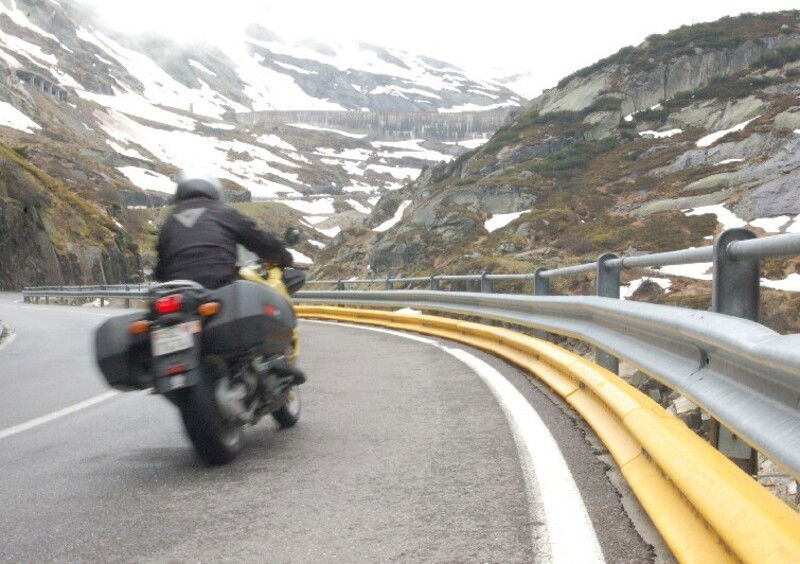 ESCLUSIVO &ndash; Ecco perch&eacute; il guardrail salva motociclisti pu&ograve; rappresentare anche un pericolo