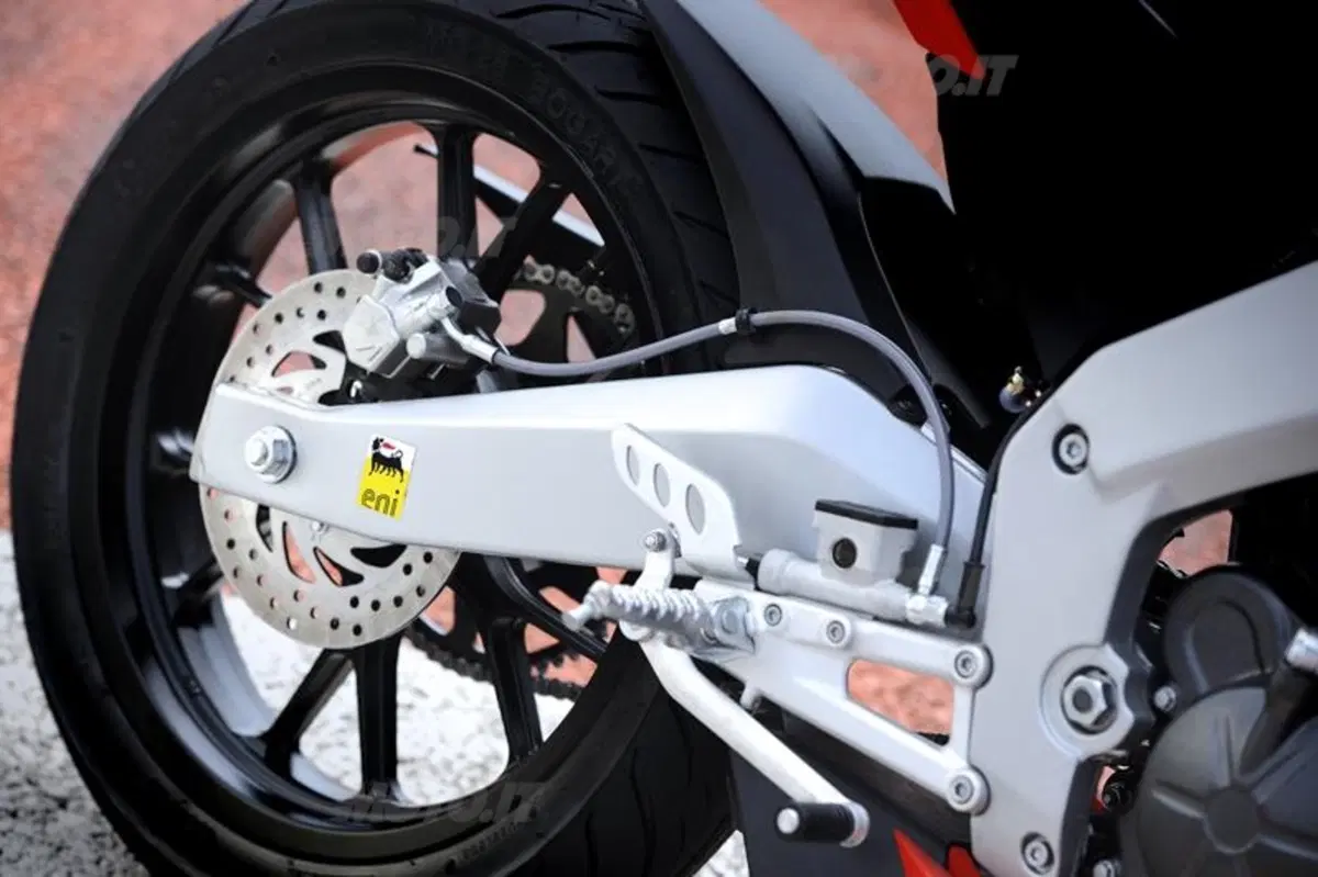 Aprilia RS4  (35)