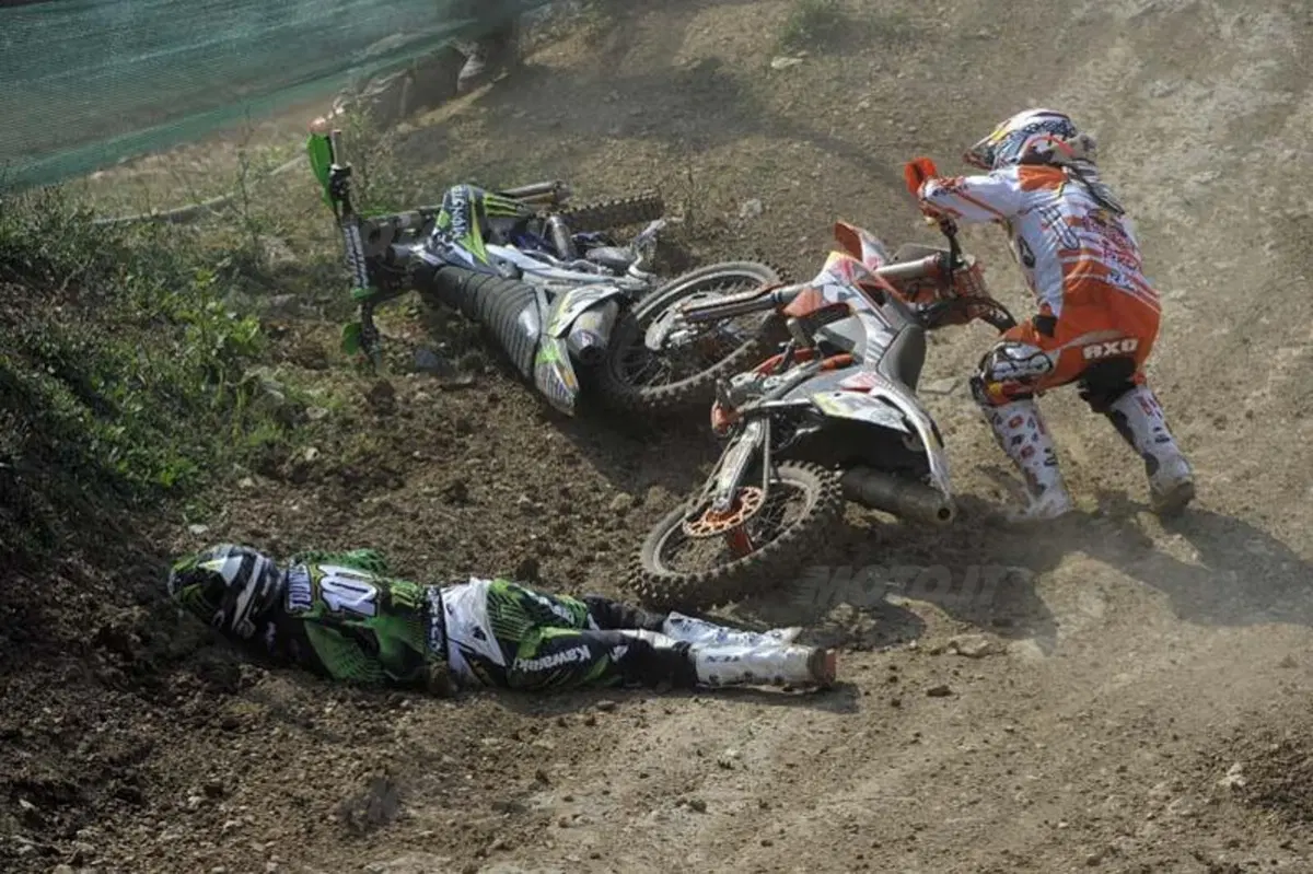 A Frossard e Searle la prima vittoria stagionale St. Jean d'Angely (14)