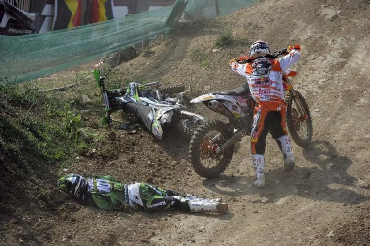 A Frossard e Searle la prima vittoria stagionale St. Jean d'Angely (16)