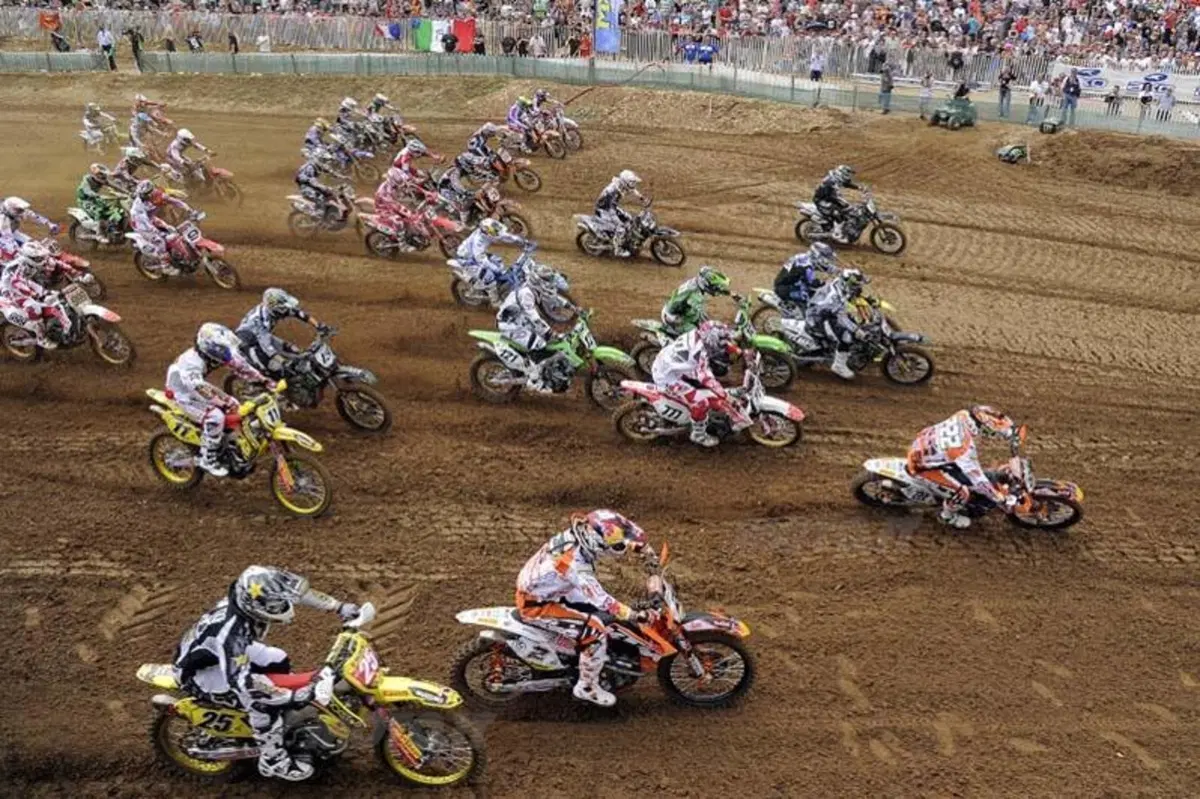 A Frossard e Searle la prima vittoria stagionale St. Jean d'Angely (31)