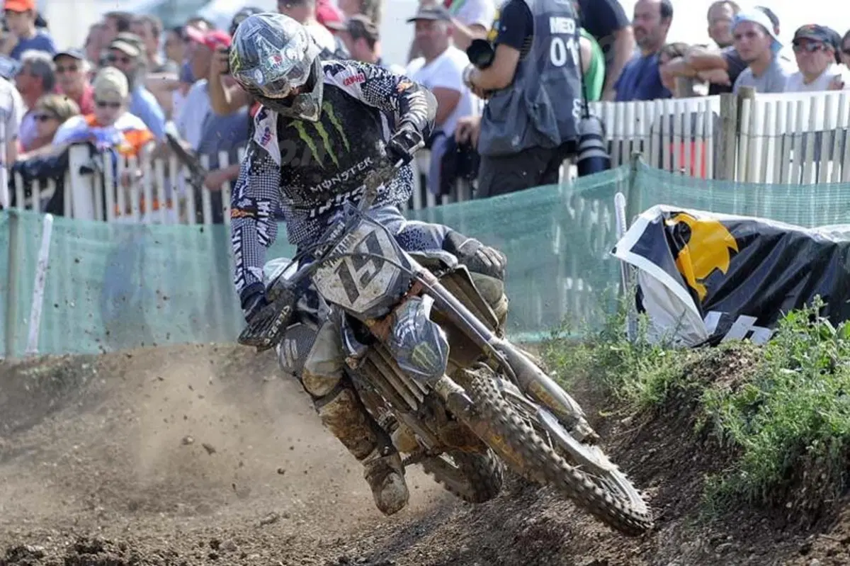 A Frossard e Searle la prima vittoria stagionale St. Jean d'Angely (35)
