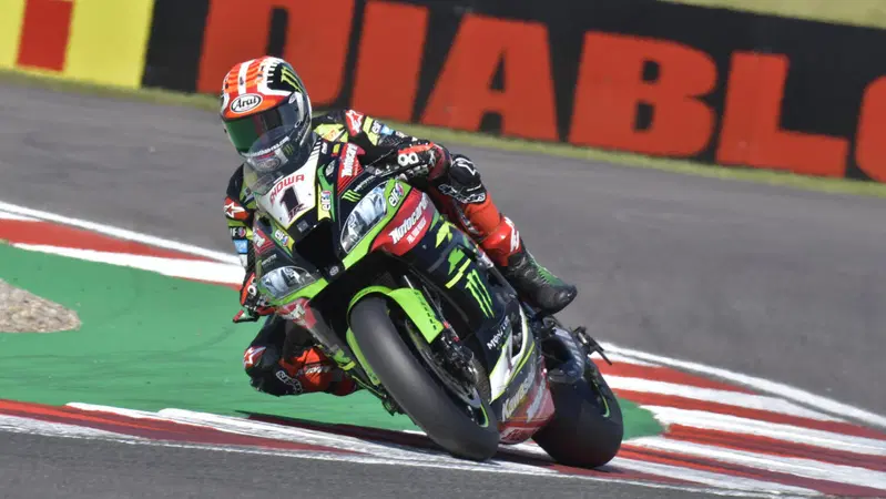 SBK 2019 a Donington. Rea vince la Superpole race