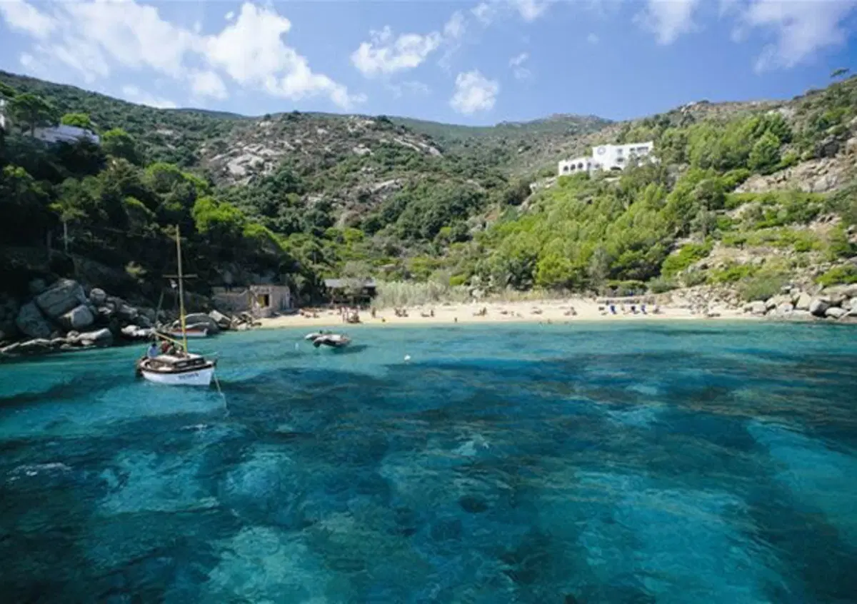 In moto all'Isola del Giglio