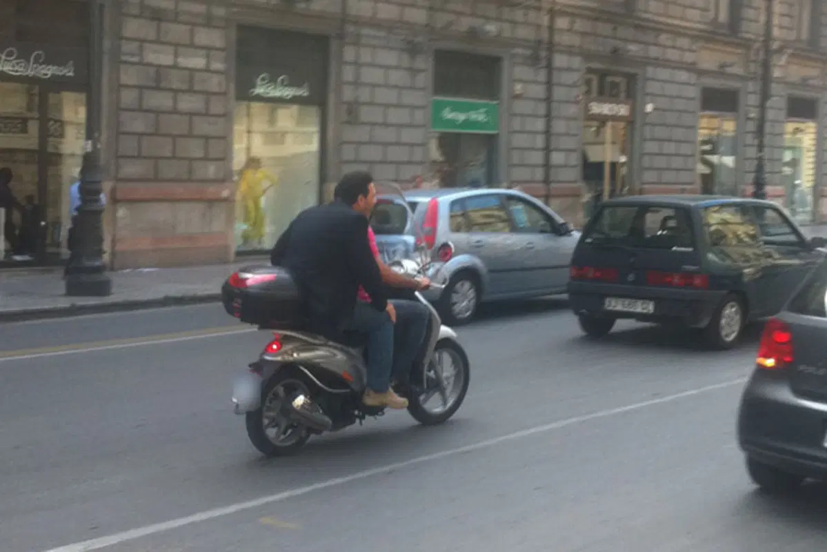 Il casco a Palermo è facoltativo (10)