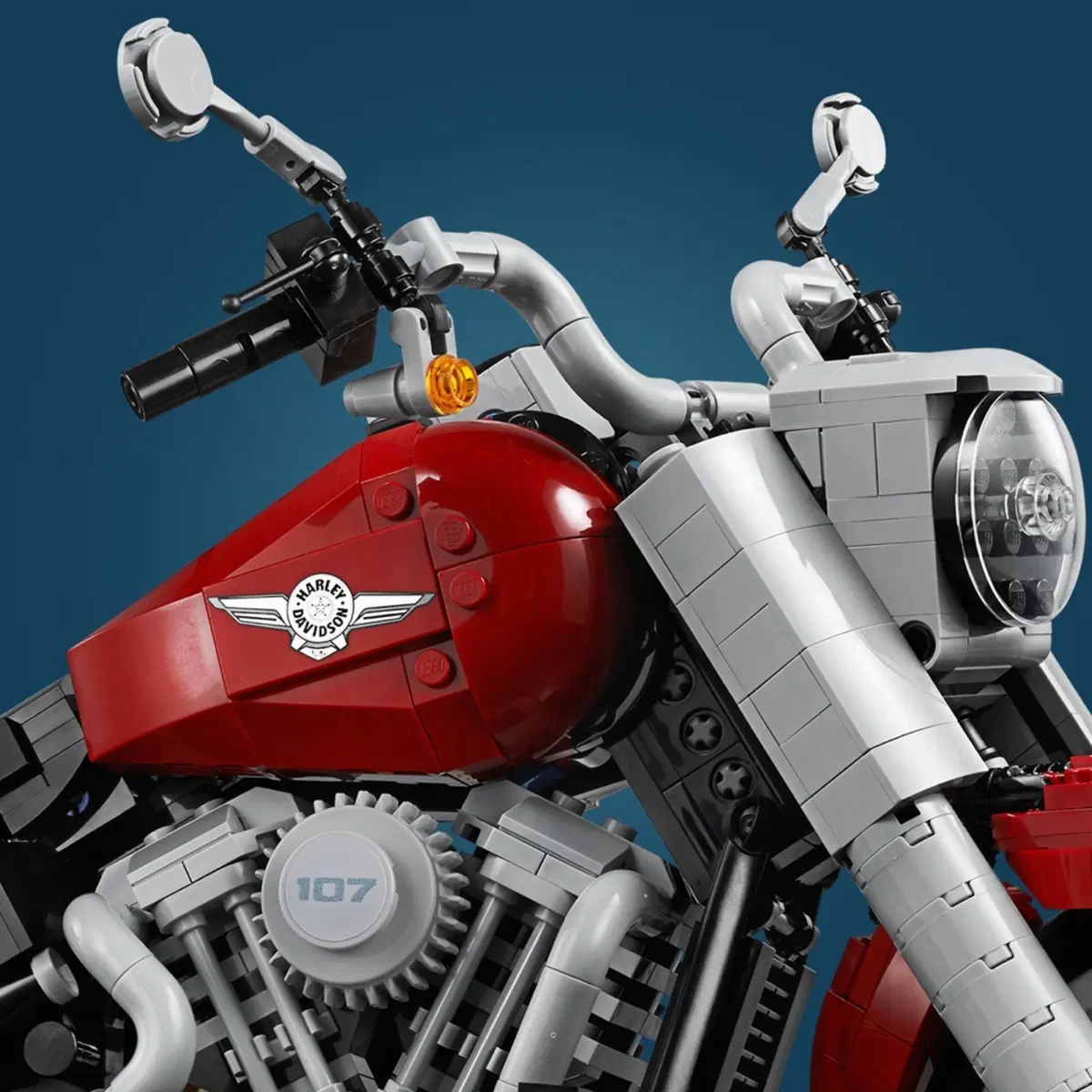 Harley-Davidson Fat Boy. Modello in scala di Lego Creator Expert (8)