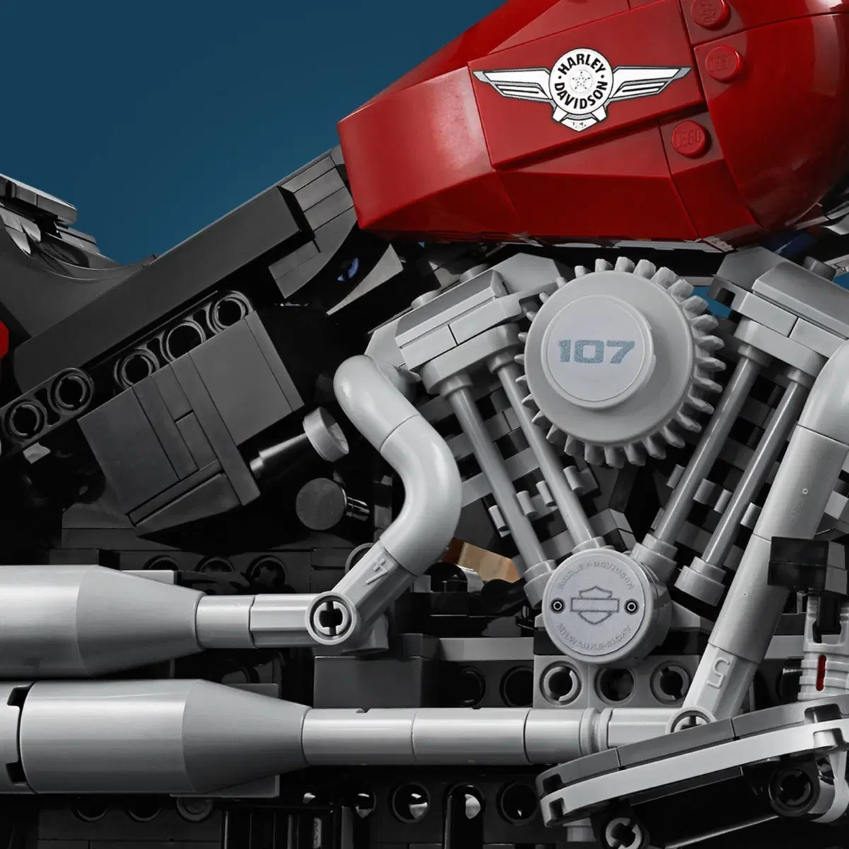 Harley-Davidson Fat Boy. Modello in scala di Lego Creator Expert (9)