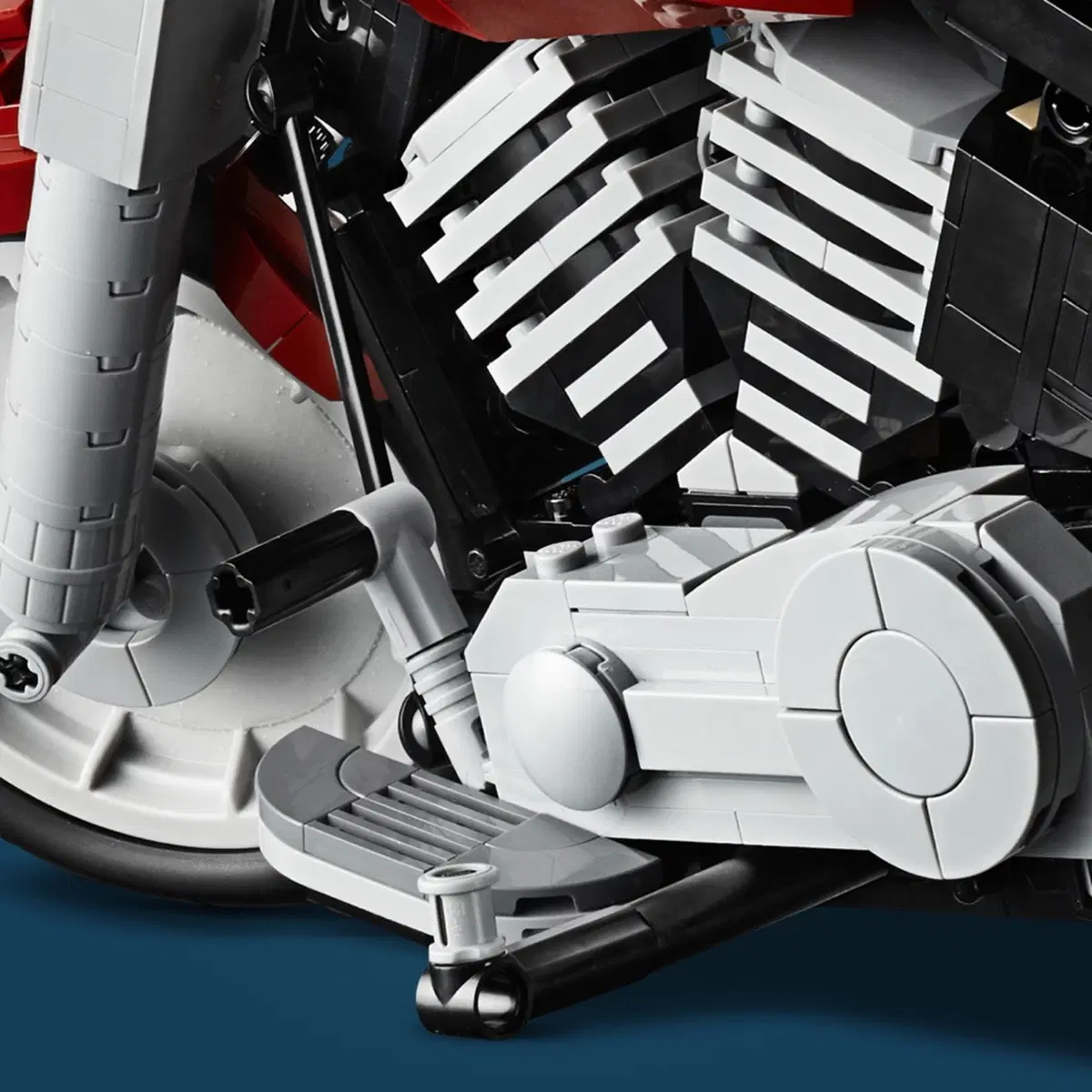 Harley-Davidson Fat Boy. Modello in scala di Lego Creator Expert (11)