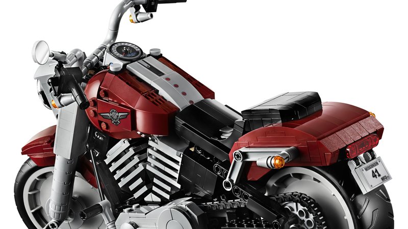 Harley-Davidson Fat Boy. Modello in scala di Lego Creator Expert