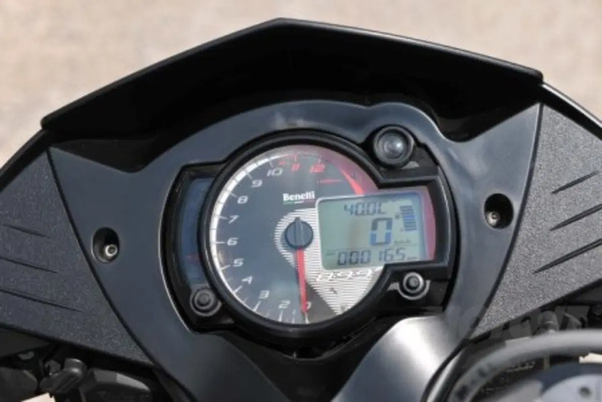Benelli TNT 899 e TNT 1130 Century Racer (8)
