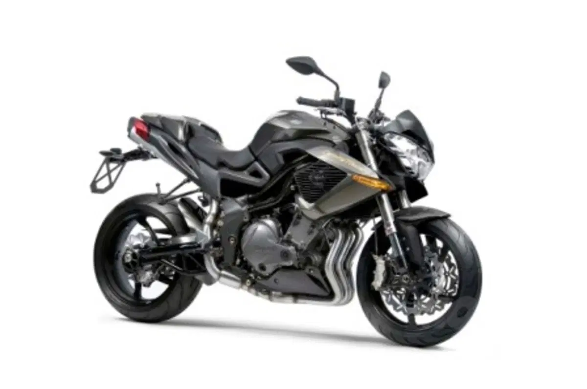 Benelli TNT 899 e TNT 1130 Century Racer (10)