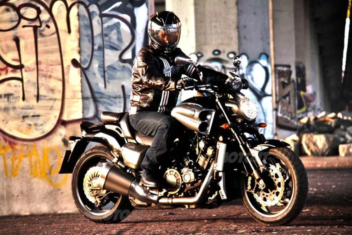 Yamaha VMax  